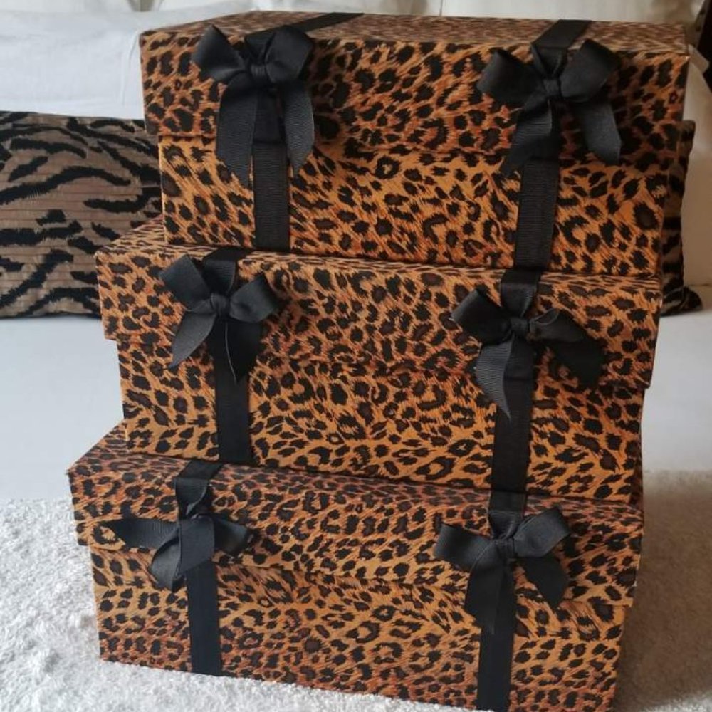 Leopard boxes